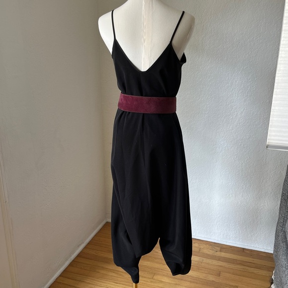 Silky black jumpsuit - Picture 3 of 10